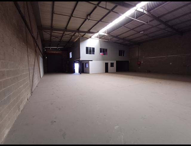 537M² MINI FACTORY TO LET IN KYA SANDS